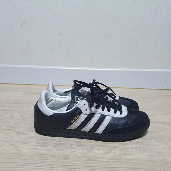 [BUNJANG] Adidas Samba OG 75th Anniversary Edition Sneakers (Size 245) / 아디다스 삼바 OG 75주년기념 에디션 245