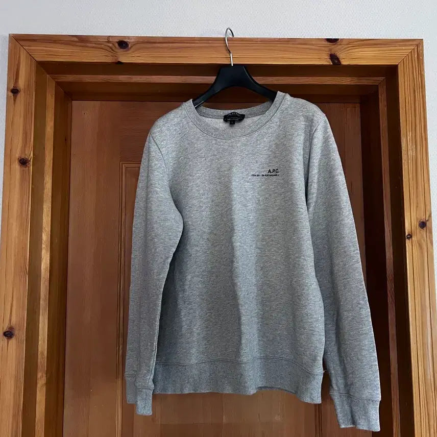 [BUNJANG] A.P.C. Crewneck Sweatshirt - Grey / A.P.C. 맨투맨 그레이