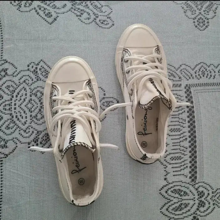 [BUNJANG] White Sneakers Size 225 / 흰색 스니커스 예쁜 운동화 225