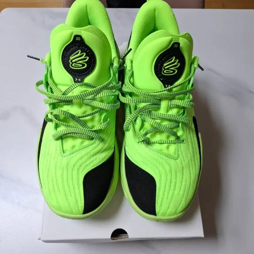 [BUNJANG] Curry 12 Hyper Green Basketball Shoes / [280] 커리12 하이퍼그린