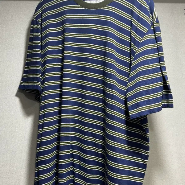 [BUNJANG] Brown Yak Essential Stripe T-shirt (Olive, Size 5) / 브라운야드 에센셜 스트라이프 티셔츠 (올리브, 5)
