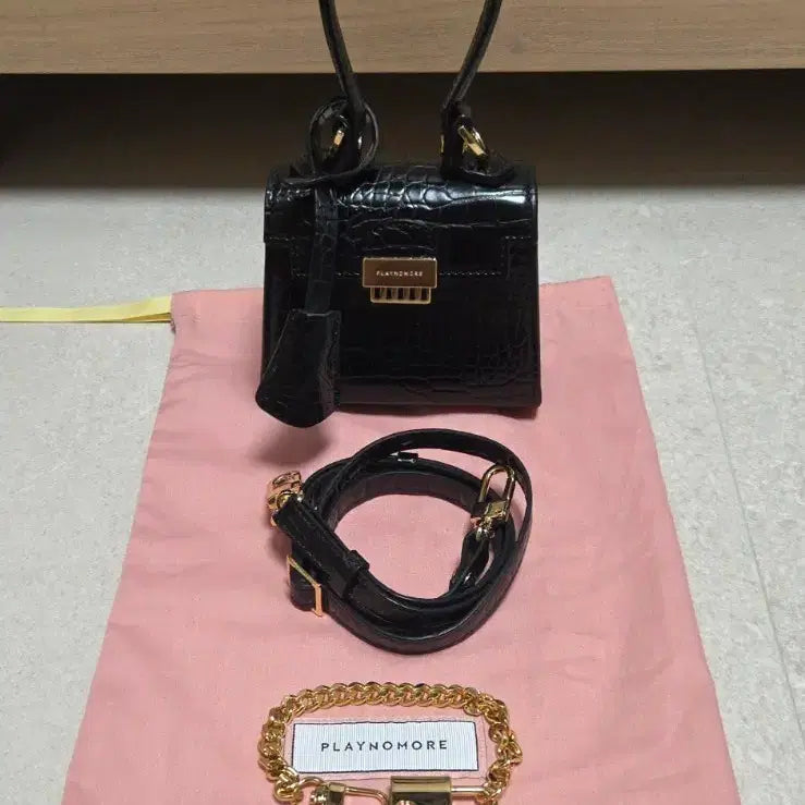 [BUNJANG] Play No More Micro Candy Bag Black / 플레이노모어 마이크로 캔디백 블랙