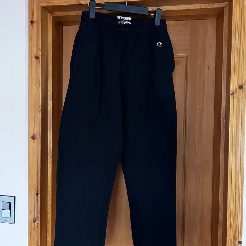 [BUNJANG] Champion Black Training Pants / 챔피온 블랙 트레이닝 바지