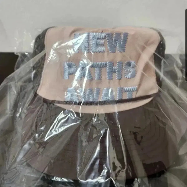 [BUNJANG] Alex Sarno Embroidered Trucker Hat Beige / (새상품) 알렉스 조노 트러커 햇 베이지 모자