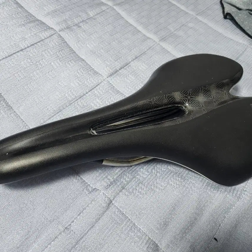 [BUNJANG] Specialized Ruby Expert Gel Bicycle Saddle 155mm / 스페셜라이즈드 루비 엑스퍼트 젤 자전거 안장