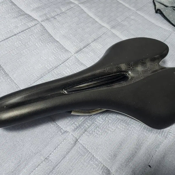 [BUNJANG] Specialized Ruby Expert Gel Bicycle Saddle 155mm / 스페셜라이즈드 루비 엑스퍼트 젤 자전거 안장