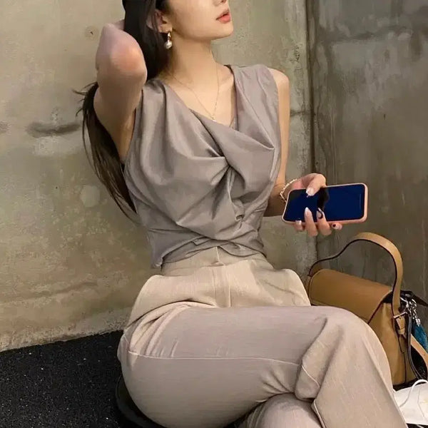 [BUNJANG] Flip Shirring Blouse and Slacks Set / 플립 셔링 블라우스 슬랙스 세트