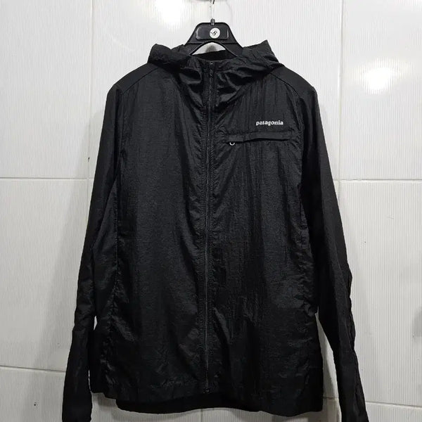 [BUNJANG] Patagonia Windbreaker / 파타고니아바람막이(55~66)