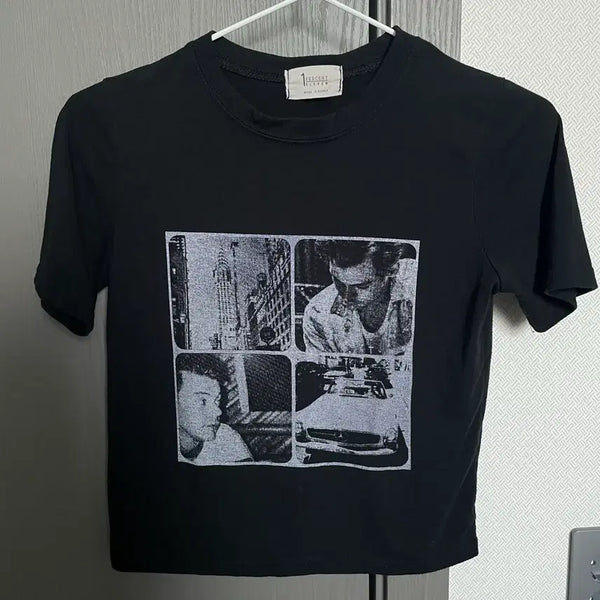 [BUNJANG] Graphic Printing Crop T-Shirt Black / 그래픽 프린팅 크롭티 블랙