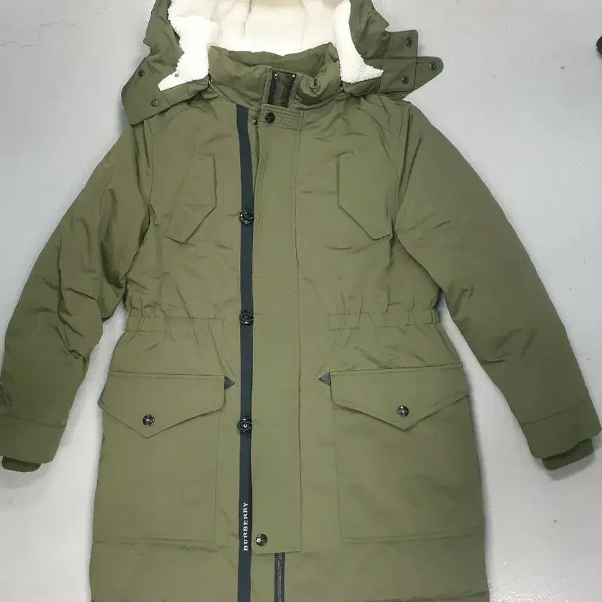 [BUNJANG] Burberry Khaki Padded Jacket Kids 14Y (Women's 44-55) / 버버리  카키 패딩  키즈14Y 여성44 55