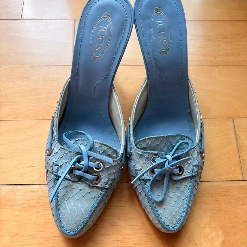 [BUNJANG] Tod's Python Mules Sky Blue Size 38 / 토즈 파이톤 뮬 스카이블루 38