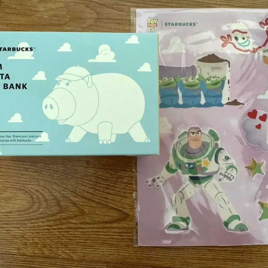 [BUNJANG] Starbucks Toy Story Piggy Bank & Glow-in-the-Dark Sticker Set / 스타벅스 토이스토리 피기뱅크 야광스티커