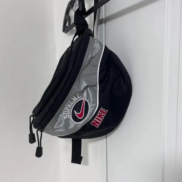[BUNJANG] Nike x Supreme Shoulder Bag SS19 / 나이키 X 슈프림 숄더백 19ss