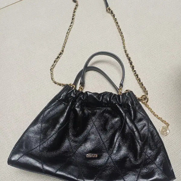 [BUNJANG] Geiger Quilted Chain Shoulder Bag Black / 가이거숄더백 블랙 퀼팅 체인백