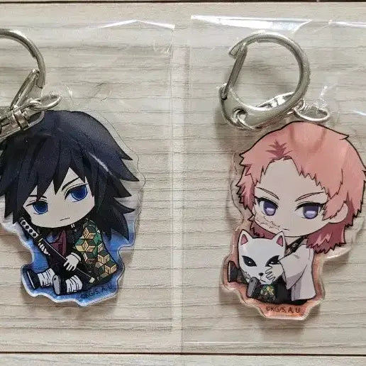 [BUNJANG] Demon Slayer Tomioka Giyu & Sabito Acrylic Keyring Set (Unused) / 귀멸의칼날 귀칼 토미오카기유 사비토 아크릴키링 미사용 2종 세트