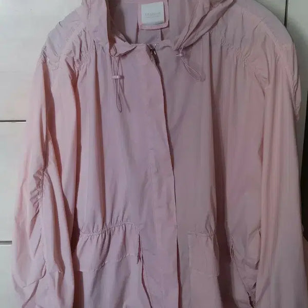 [BUNJANG] Beige Studio Hooded Zip-Up Windbreaker Pink / 베이지 스튜디오 후드 집업 바람막이 핑크