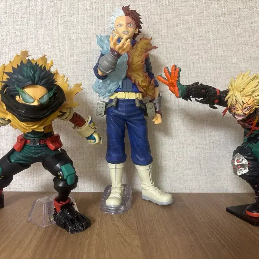 [BUNJANG] Todoroki, Deku, Bakugo Character Figures Bundle Set / 일괄 13 급처