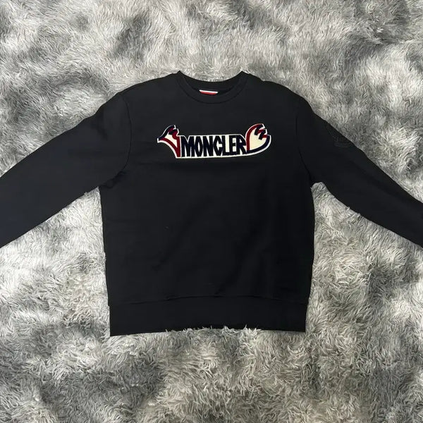 [BUNJANG] Moncler Embroidered Sweatshirt Size 2 (L) / 몽클레어 빅자수 맨투맨