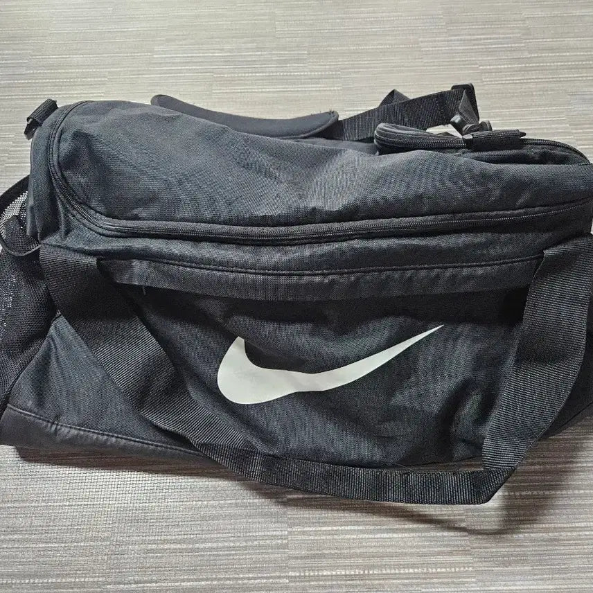[BUNJANG] Nike Large Capacity Bag / 나이키 대용량 가방