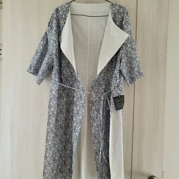 [BUNJANG] Unique Pattern Robe Jacket / 시원한 색감 로브  자켓