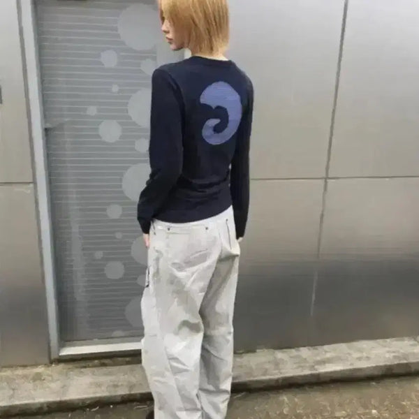 [BUNJANG] Magnesium Carbonate Long Sleeve Navy / 탄산마그네슘 롱 슬리브 혼 아플리케 네이비