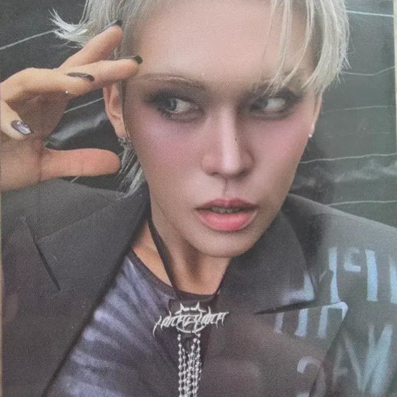 [BUNJANG] [UXLXVE] XLOV Hyun Photocard / #콘서트 할인# [UXLXVE] Xlov 엑스러브 현 HYUN 미공포