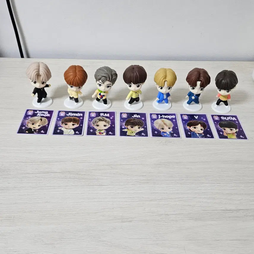 [BUNJANG] BTS Happy Meal TinyTAN Figure Bundle Set (Unsealed, No Box) / BTS 전원 해피밀 타이니탄 피규어 (개봉, 박스 없음)