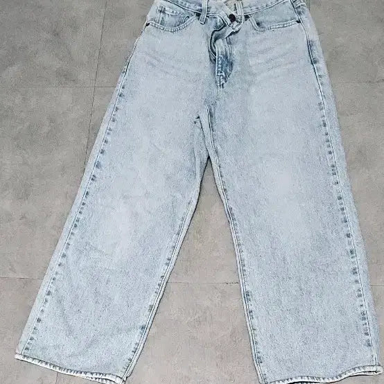 [BUNJANG] Levi's High Waist Light Wash Wide Denim Pants / 리바이스 하이웨이스트 라이트 워싱 와이드 데님 팬츠 27