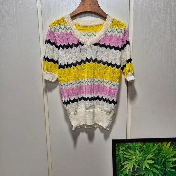 [BUNJANG] Pattern V-Neck Short Sleeve Knit Yellow / (세일) 패턴 브이넥 반팔 니트. 옐로우