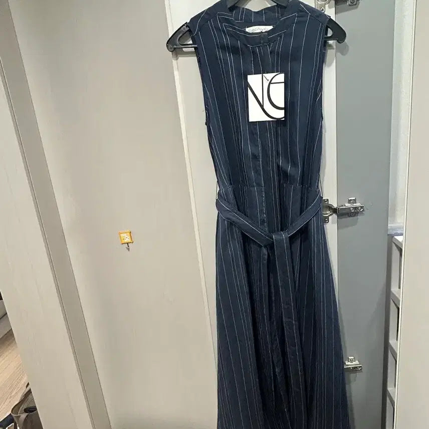 [BUNJANG] Paris & New York Capri Dress / 파리앤뉴욕 카프리원피스