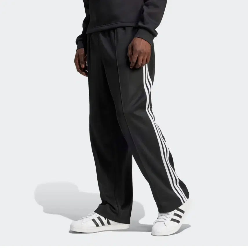 [BUNJANG] Adidas Firebird Relaxed Fit Track Pants Black IZ4801 / [2XL] 아디다스 배기핏 파이어버드 트랙 팬츠 블랙 IZ4801