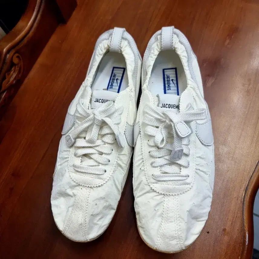 [BUNJANG] Jacquemus Nike Collaboration White Sneakers / 자크뮈스 나이키 콜라보 화이트 스니커즈