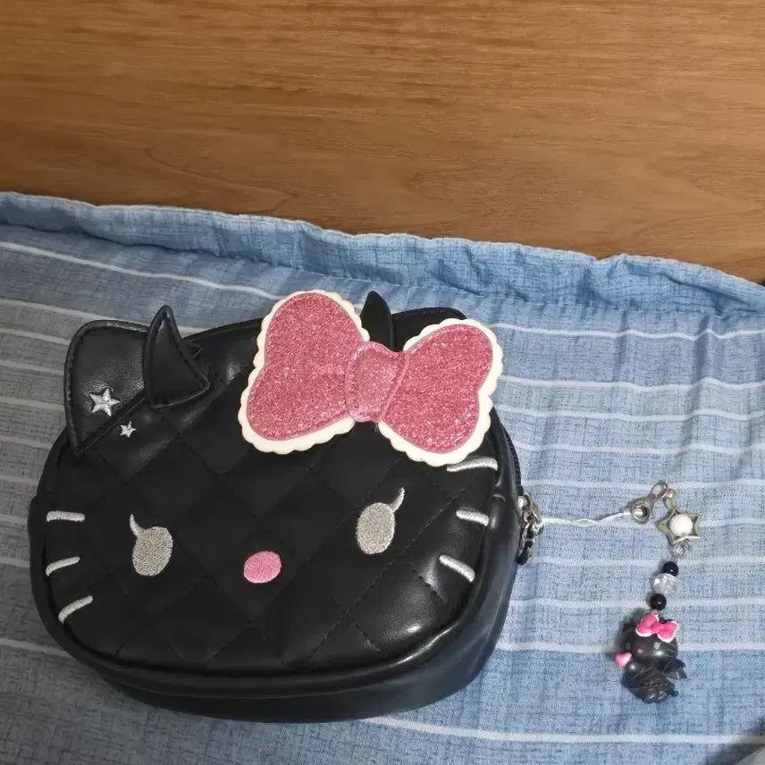 [BUNJANG] Devil Kitty Quilting Pouch & Keyring Set / 악마키티 데빌키티 파우치 ,키티 악마키링 일괄