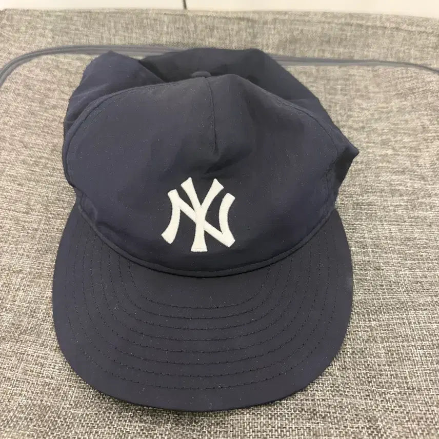[BUNJANG] Kiss New York Yankees Baseball Cap / 키스 뉴욕 양키스 모자