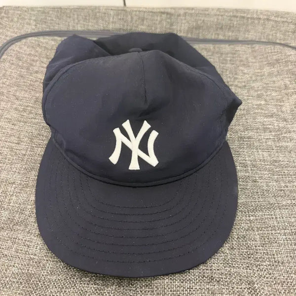 [BUNJANG] Kiss New York Yankees Baseball Cap / 키스 뉴욕 양키스 모자