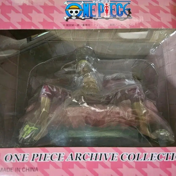 [BUNJANG] One Piece Doflamingo Figure Flex Archive Collection (Japan Import) / 원피스 도플라밍고 피규어  플렉스 아카이브 콜렉션 일본 내수용