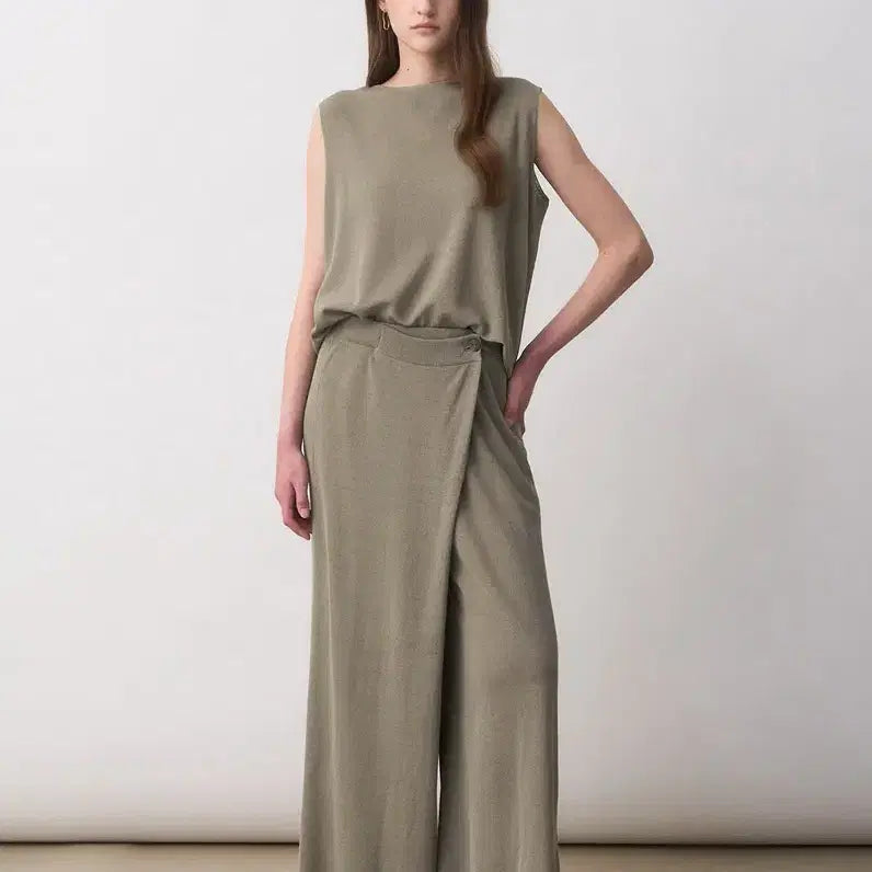 [BUNJANG] The Cashmere Wrap Button Wide Knit Pants Beige Khaki / 더캐시미어 랩 버튼 와이드 니트 팬츠 새상품
