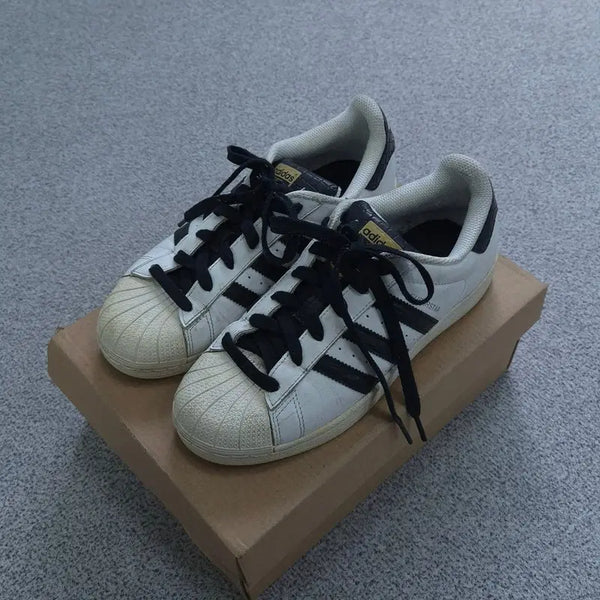 [BUNJANG] Adidas Superstar Sneakers / 235 아디다스 슈퍼스타 스니커즈/일반 운동화 | 0630C06