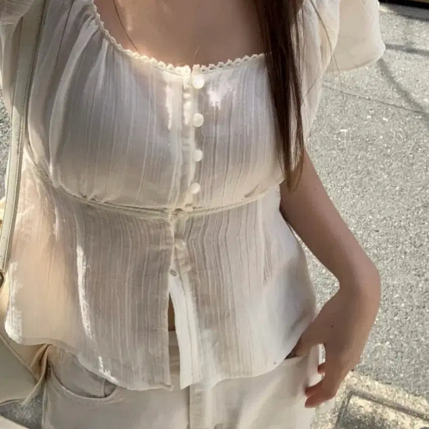 [BUNJANG] Lietz Hazel Blouse / 리에뜨 헤이즐 블라우스