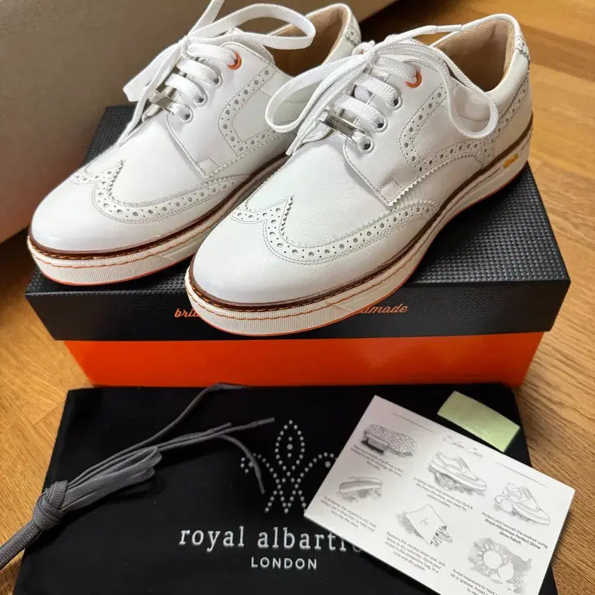 [BUNJANG] Royal Albatross White Golf Shoes / 로얄알바트로스 골프화