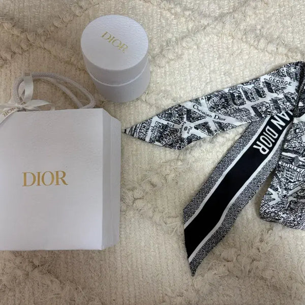 [BUNJANG] Dior Petit Silk Scarf / 정품 디올 쁘띠 스카프