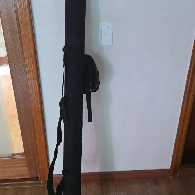 [BUNJANG] Sapa Cylindrical Fishing Bag / 택포)싸파 원통 낚시가방 새상품