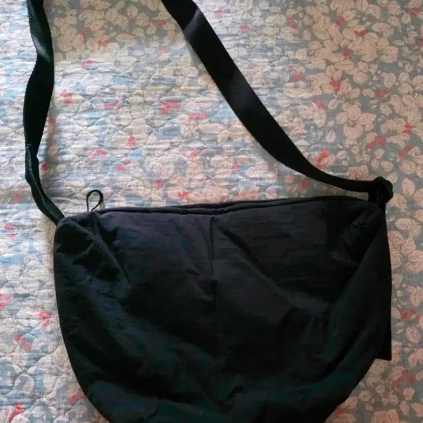 [BUNJANG] TOPTEN Crossbody Bag / 탑텐 크로스백