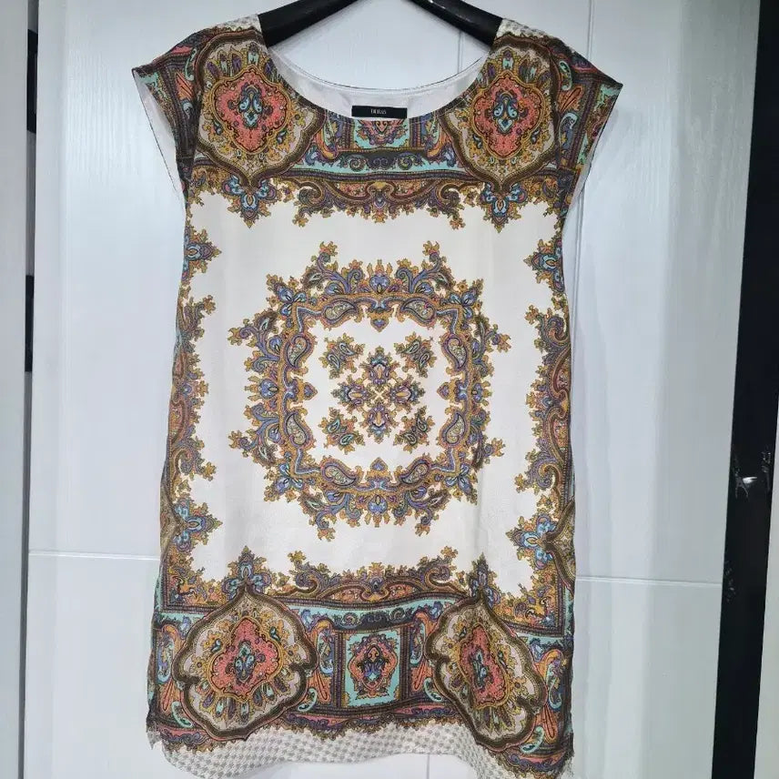 [BUNJANG] Patterned Blouse / 패턴 블라우스