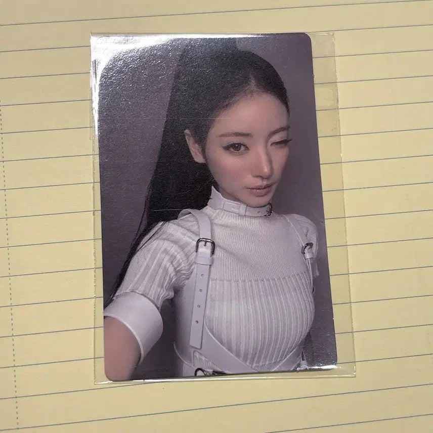 [BUNJANG] Miyawaki Sakura Tteoriri Showcase Photocard POB / 미야오 안나 띠로리 쇼케이스 응모 포카 미공포 특전 포토카드