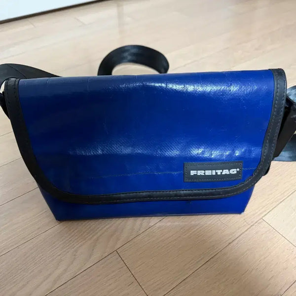 [BUNJANG] Freitag Hawaii Five-O (Hapao) Crossbody Bag / 프라이탁 하와이 파이브 오 하파오 블루