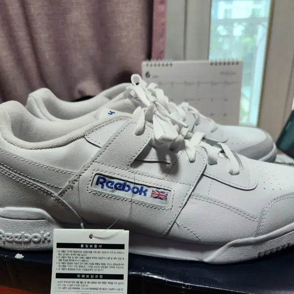 [BUNJANG] Reebok Classic White Sneakers 290mm / (새상품)리복 클래식 흰색 스니커즈 290mm