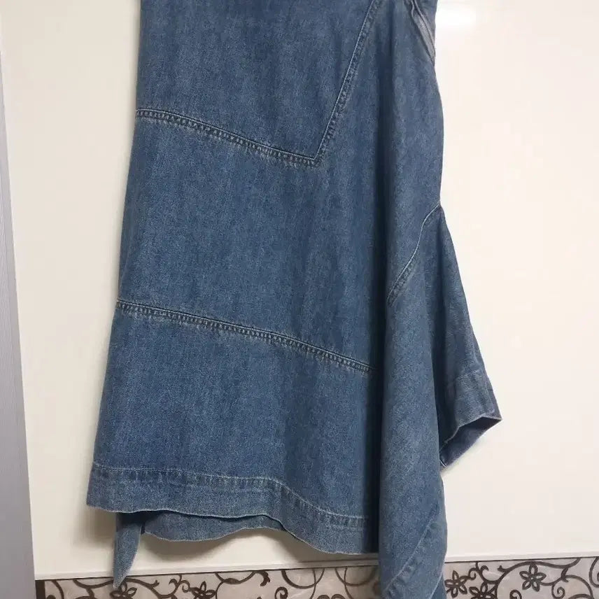 [BUNJANG] Vivienne Westwood Denim Skirt Size 38 / 비비안웨스트우드 데님스커트 38사이즈
