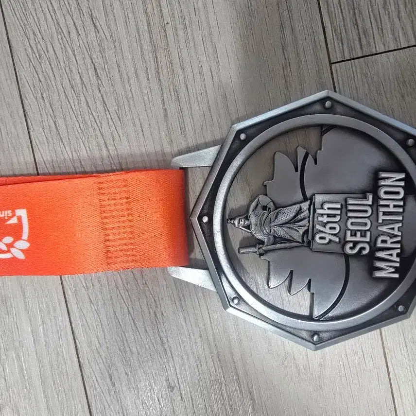 [BUNJANG] 2026 Seoul Marathon Full Course Finisher Medal / 2026 서울 동아마라톤 풀코스 완주메달 기념품