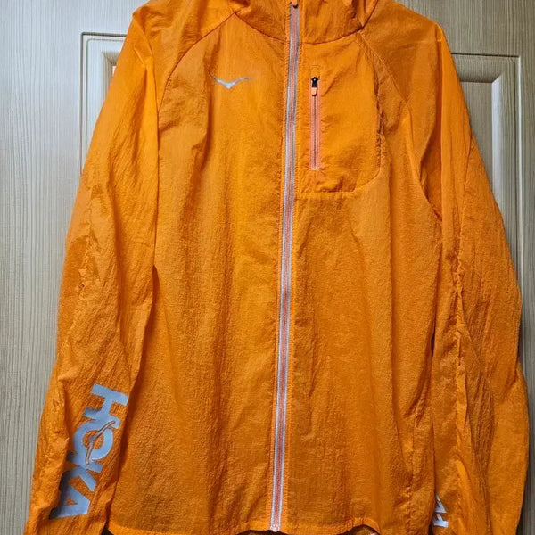 [BUNJANG] Hoka Orange Ultra Lightweight Windbreaker Jacket / 호카 오렌지 초경량 바람막이